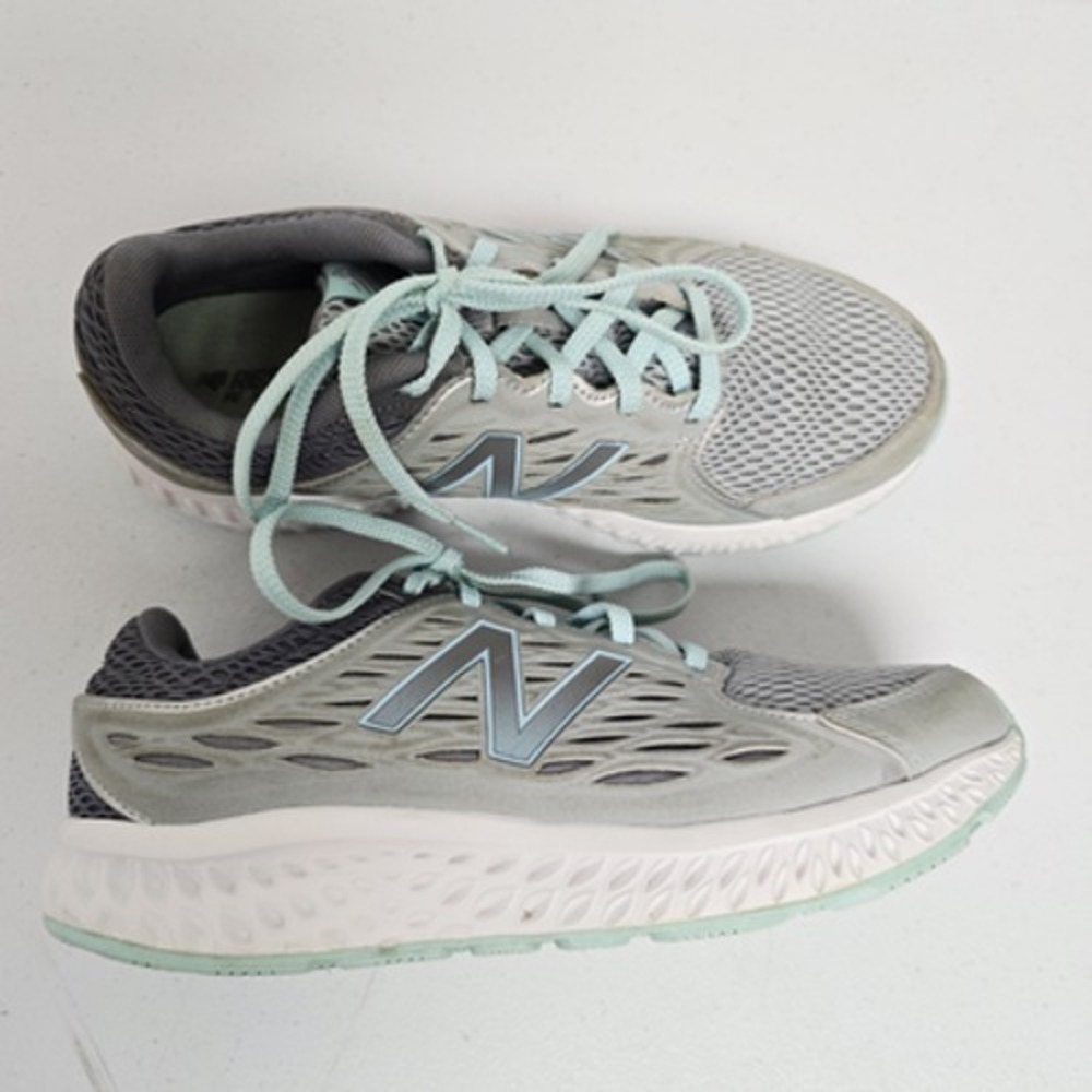 New Balance 420v3 Womens Size 7 Gray Blue White Athletic Running Shoes Sneakers